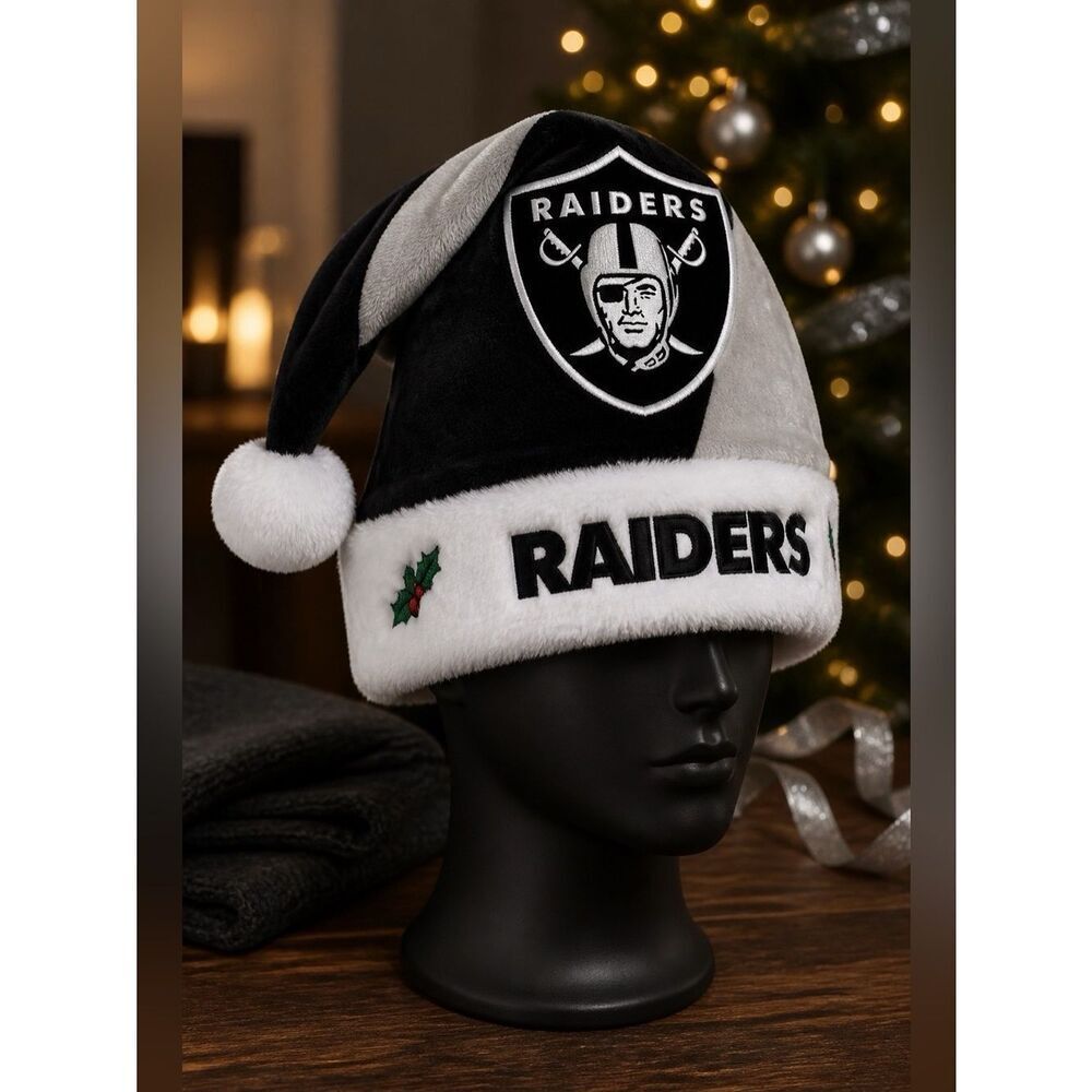 Forever Collectibles Raiders Santa Hat - Black and Gray
